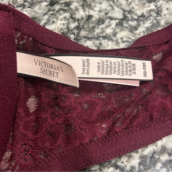 Victoria's Secret Burgundy Racerback Bra - Picture 4 of 4
